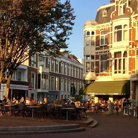 Mansion In The Heart Of The Hague Haga