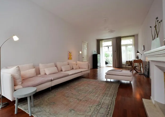 Mansion In The Heart Of The Hague Casa de Férias