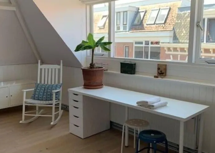 Casa de Férias Mansion In The Heart Of The Hague Haia