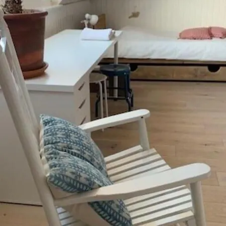 Holiday home Quietly Located Mansion Near The Centre Of The Hague