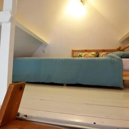 Mansion In The Heart Of The Hague Гаага