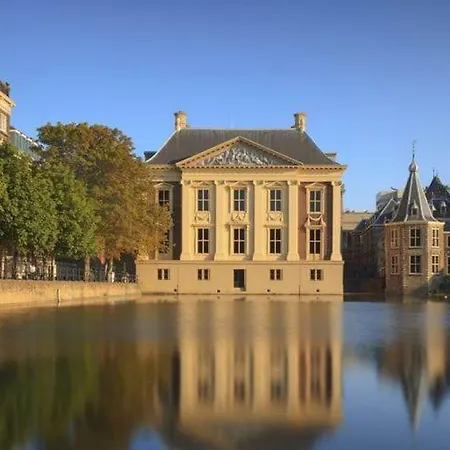 Quietly Located Mansion Near The Centre Of Tatil Evi Lahey