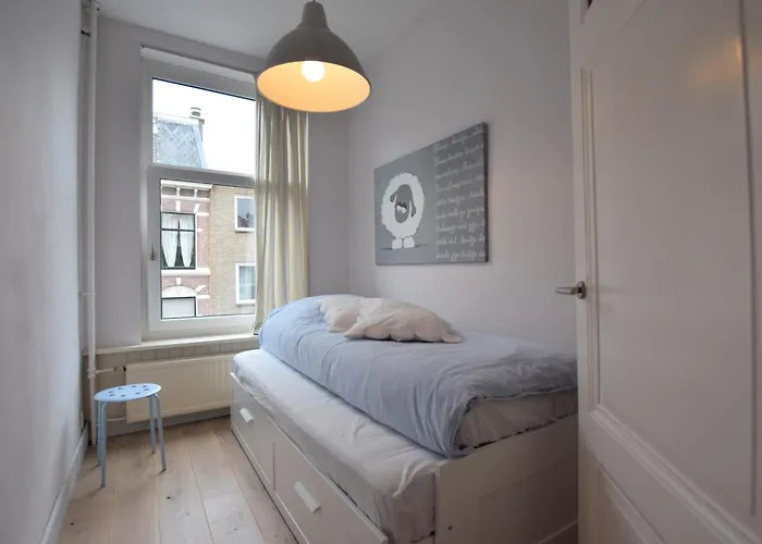 Mansion In The Heart Of *