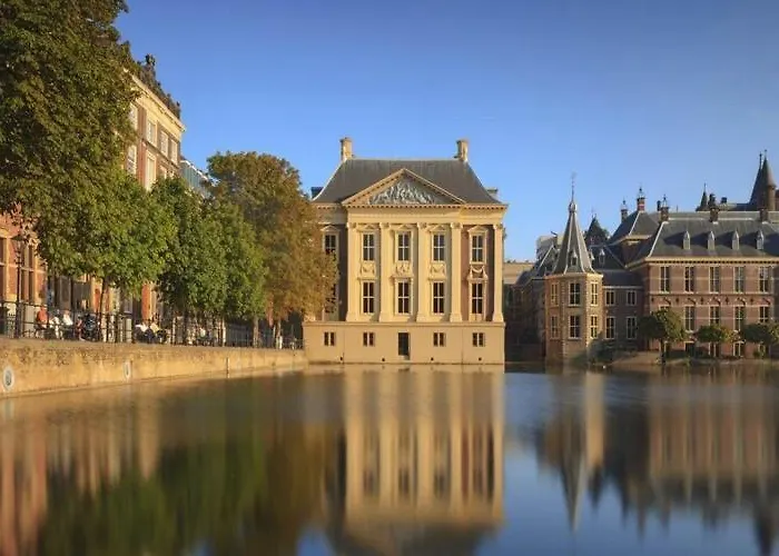 Mansion In The Heart Of * La Haya