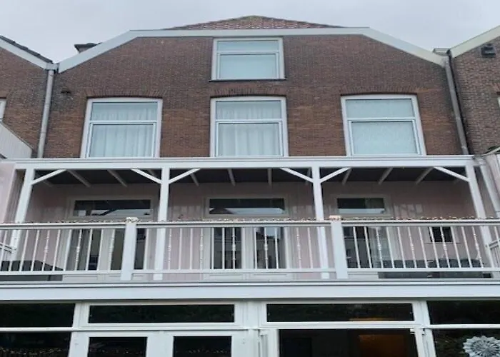 Mansion In The Heart Of Hébergement de vacances