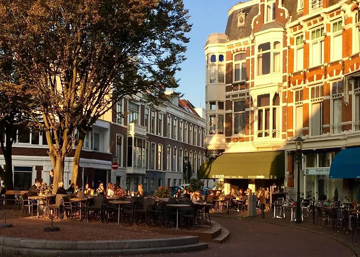 Mansion In The Heart Of La Haye